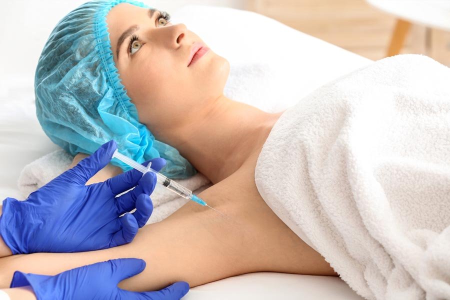 Tratamiento de la hiperhidrosis o sudoración excesiva con neuromoduladores mediante micro inyecciones.